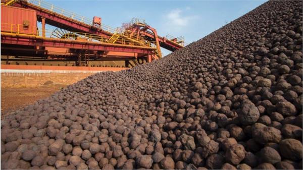بازار جهانی سنگ آهن این هفته را نزولی آغاز کرد