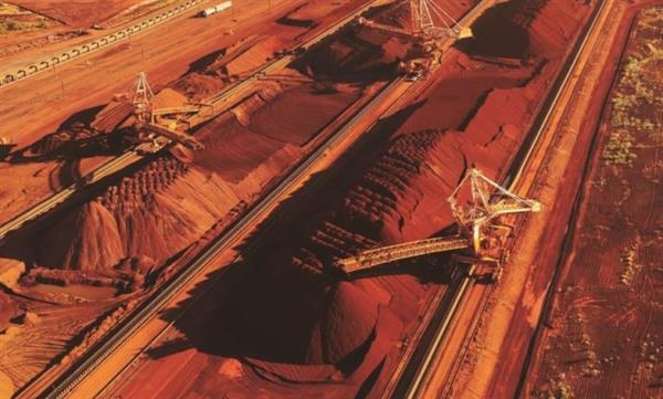 افزایش واردات سنگ آهن چین