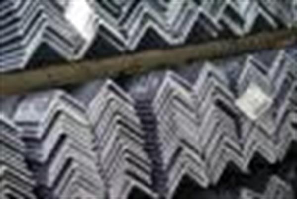 European firms not to stock up on steel as prices collapse