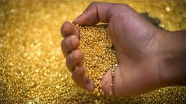 سقوط قیمت طلا با فروش ذخایر چین