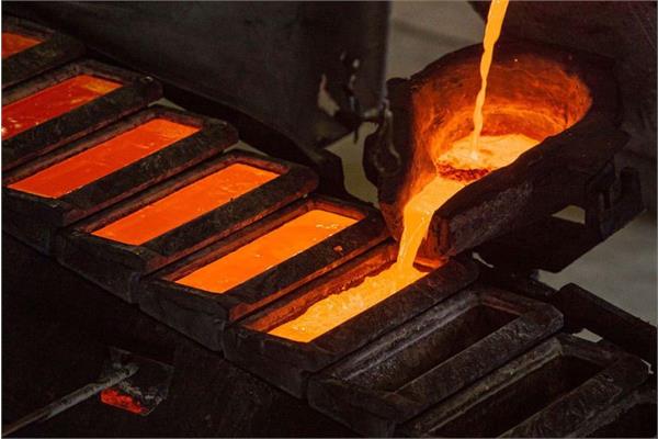 تعلیق فعالیت ۱۵۰ کارخانه فولاد کوچک در هند به دلیل قیمت‌های پایین