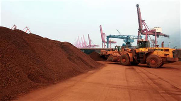 بازار سنگ آهن چین در سکوت