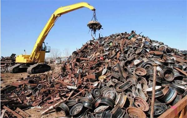 تعرفه‌های ترامپ، تولیدکنندگان فلز اروپا را به محدودیت صادرات قراضه سوق می‌دهد