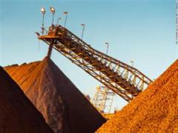 سنگ آهن درآمد صادراتی استرالیا را بالاتر می برد